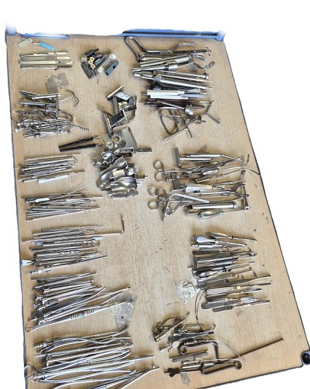 quantity of miscellaneous instruments 